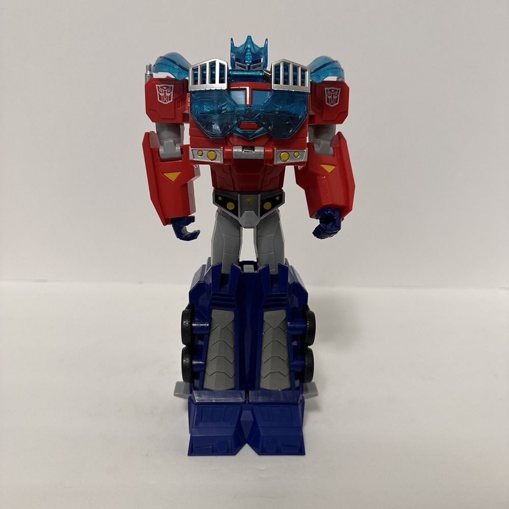 Hasbro Transformers:‎ Optimus Prime - Bumblebee Cyberverse Adventures (E7112)